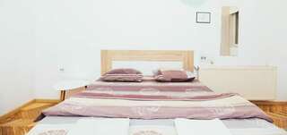 Хостелы Art Hostel Львов Классический двухместный номер с 1 кроватью и видом на город-6